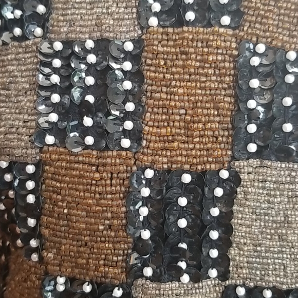 LADIES BEADED VEST - Picture 2 of 3